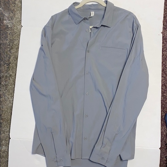 LULULEMON BUTTON UP - Picture 1 of 3